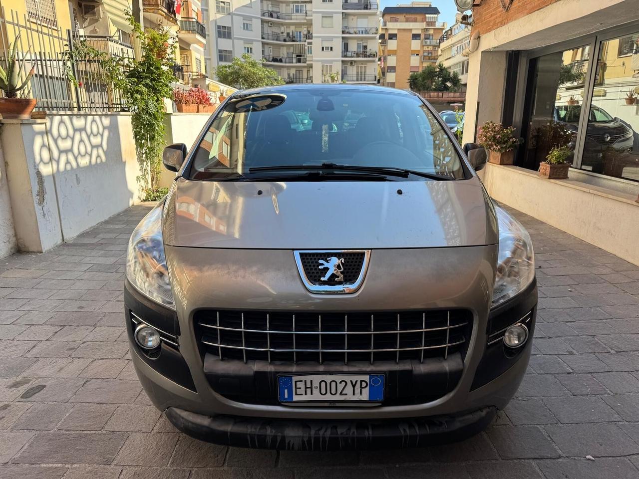 PEUGEOT 3008 1.6 HDi 112CV Tecno