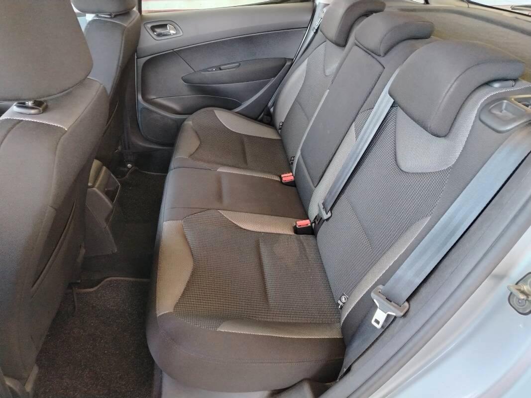Peugeot 308 1.6 e-hdi 8v Access s&s 112cv 5p