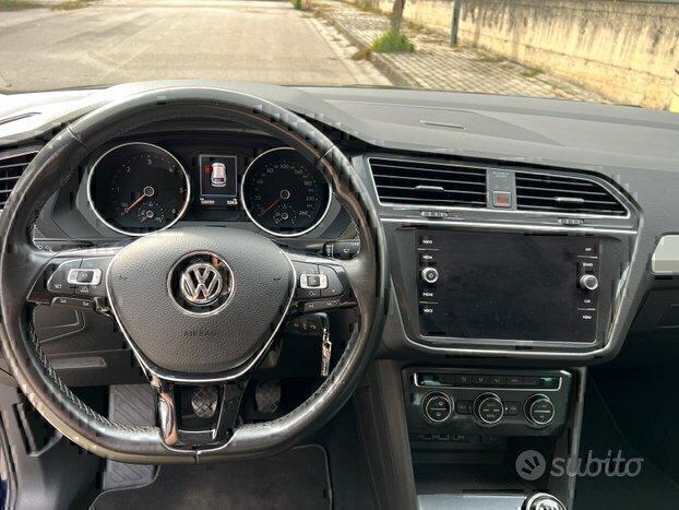 Volkswagen Tiguan R-Line 1.6 TDI 115cv 2018