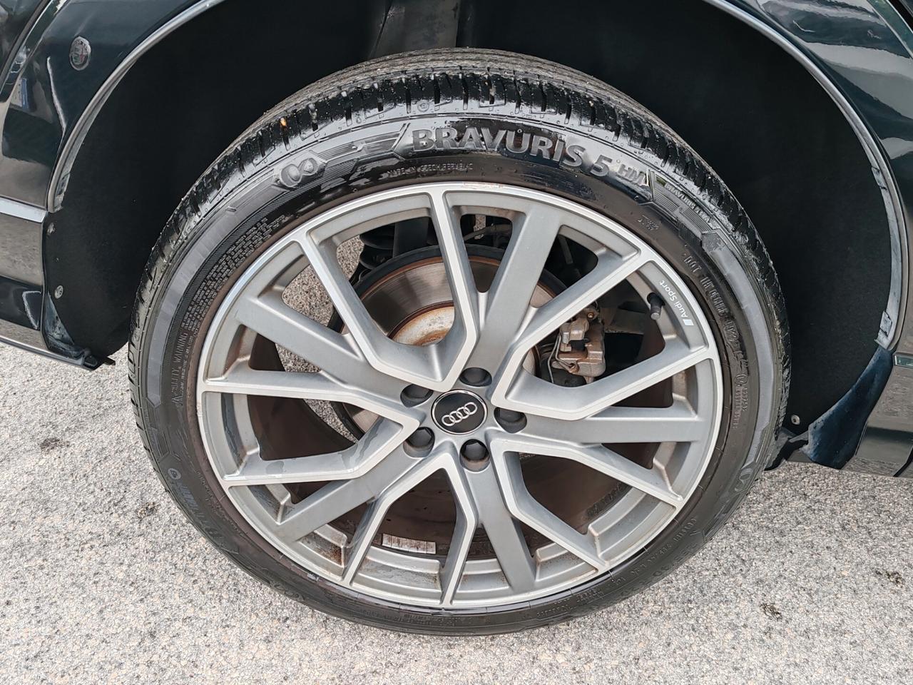 Audi Q3 40 TDI Quattro S tronic S line Edition