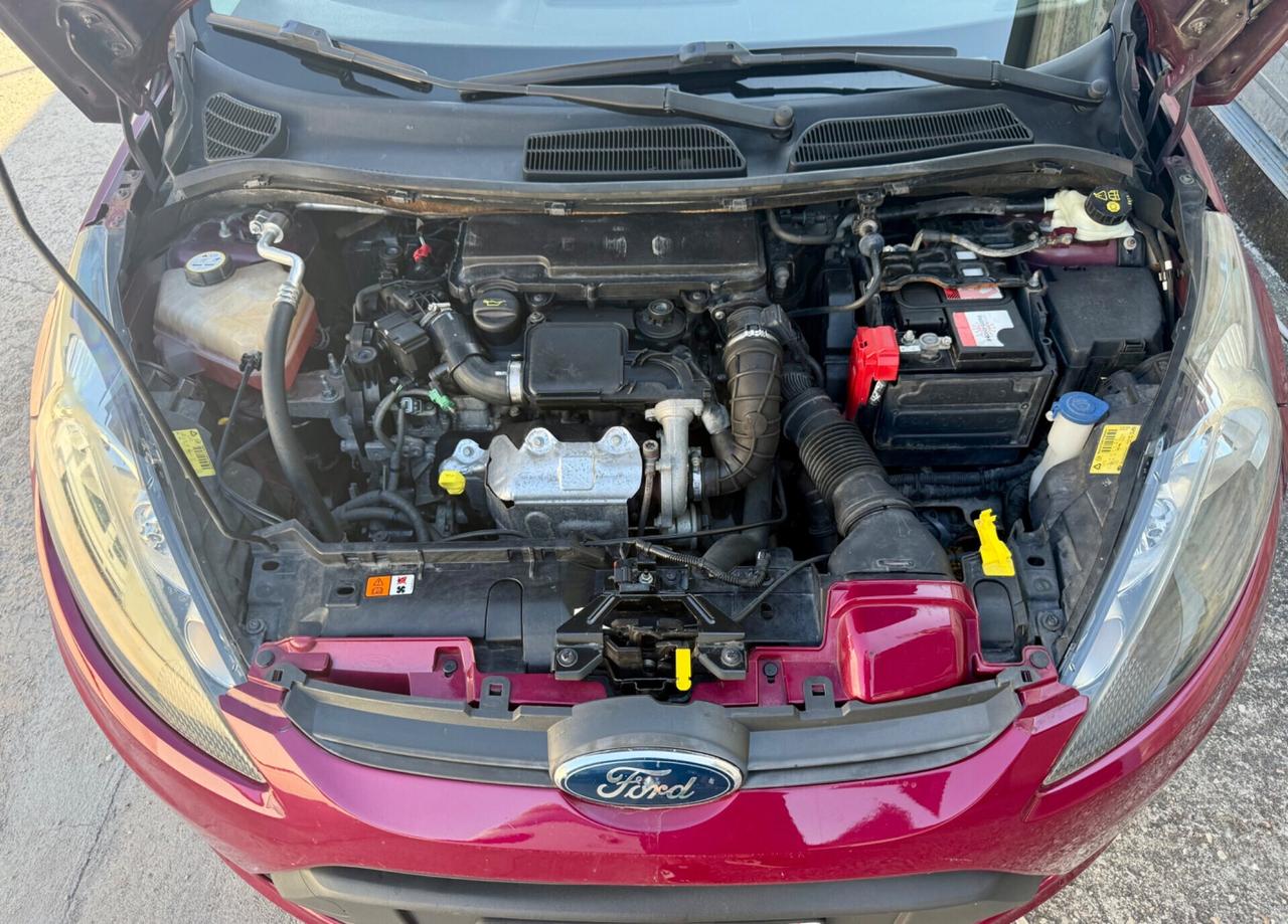 Ford fiesta Diesel 1.4 TDCi neopatentati UNIPROPRIETÀ