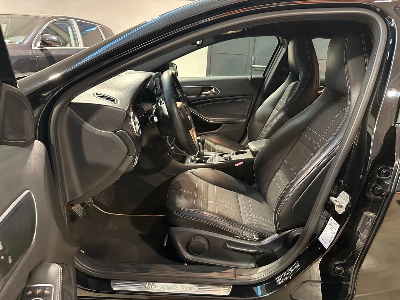 Mercedes-benz A 180 BlueEFFICIENCY Sport - UNICO PROP. CERCHI DA 19