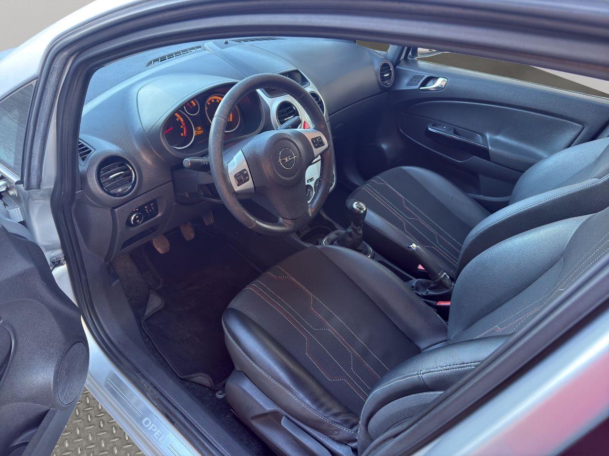 OPEL - Corsa - 1.2 16V 85CV 5 porte Club