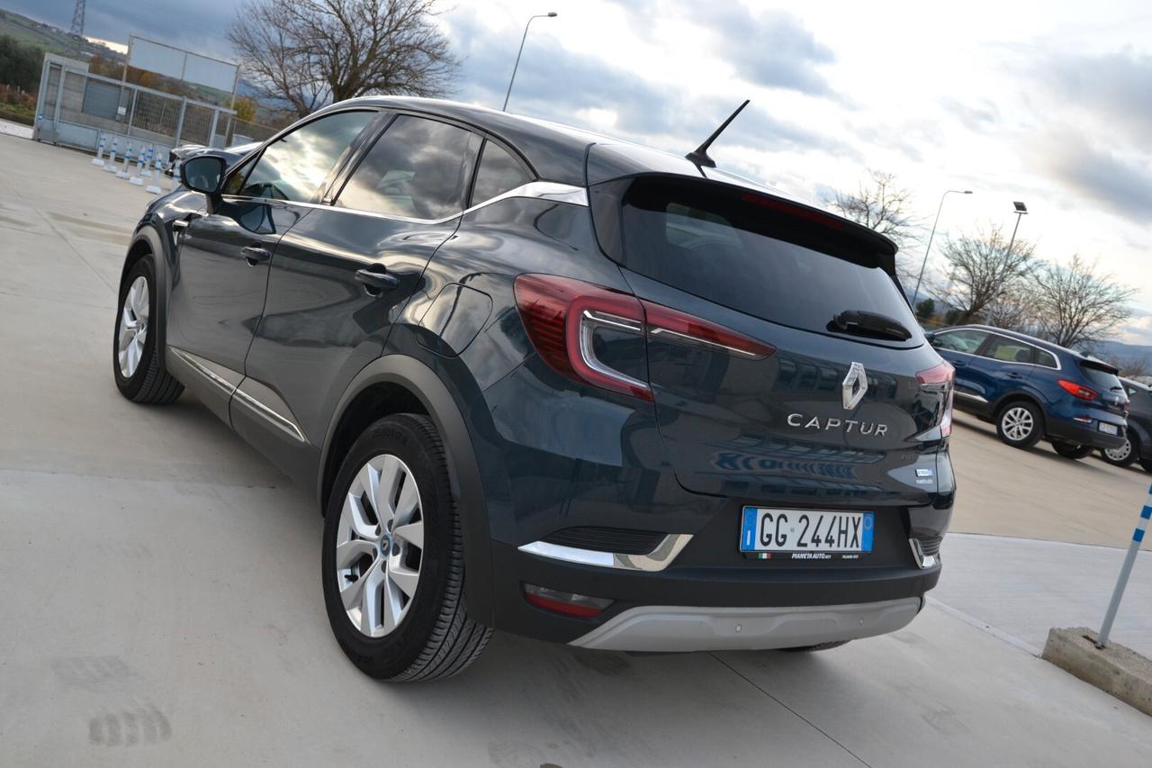 Renault Captur Mild Hybrid 140 CV Intens