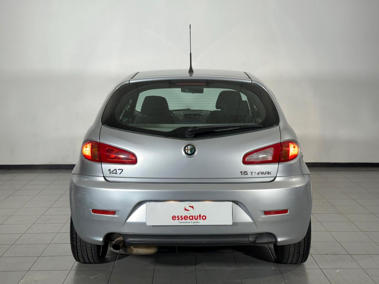 Alfa Romeo 147 1.6 16V TS 5 porte Exclusive NEOPATENTATI