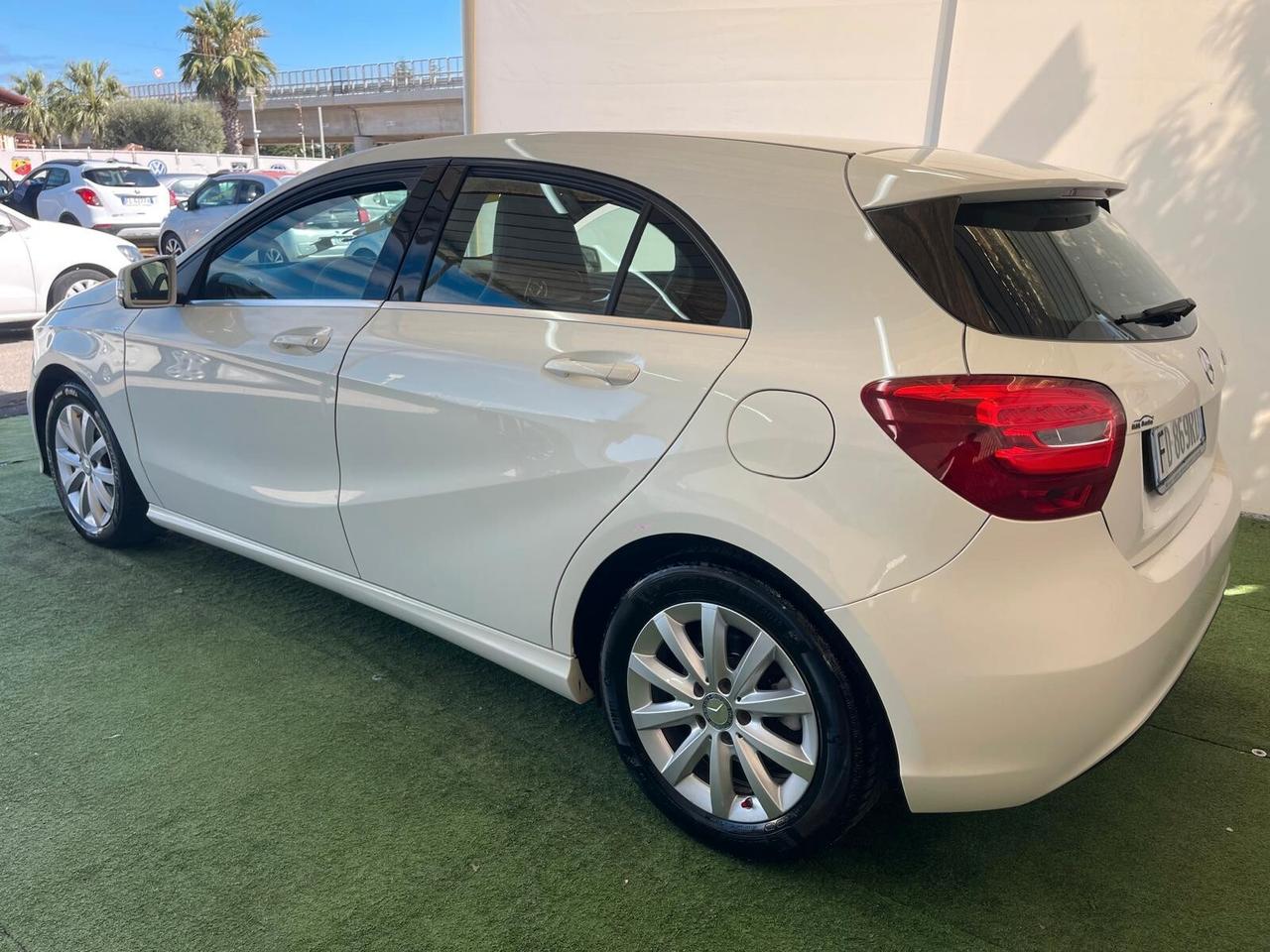 MERCEDES CLASSE A 180d 1.5 DIESEL 110CV