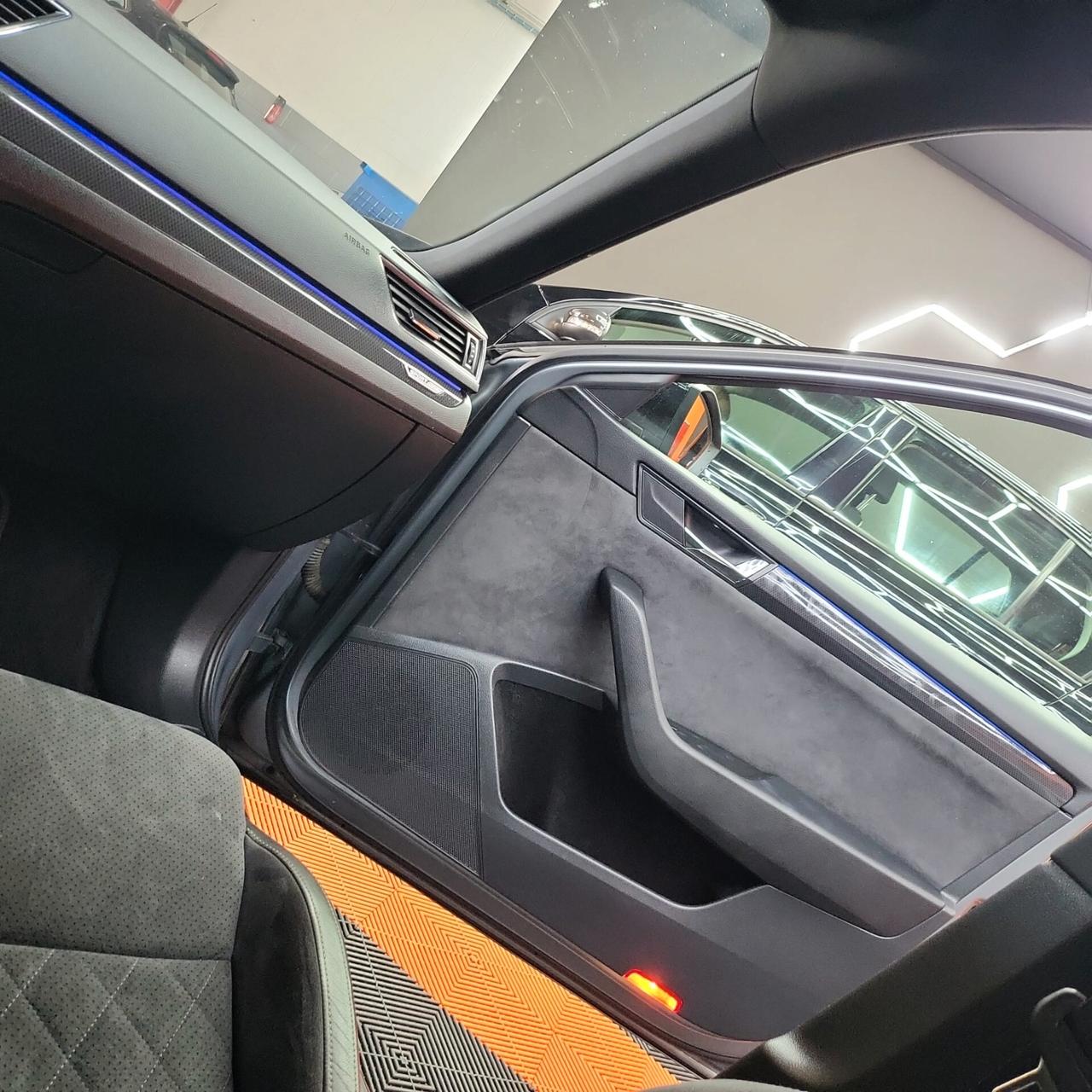 Skoda Superb Super B 2.0 TDI 190CV SCR DSG Wegon laurin&klemant-statin wagon