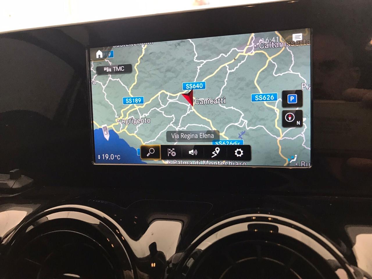 Mercedes-benz GLA 180 d. Business 10/2022