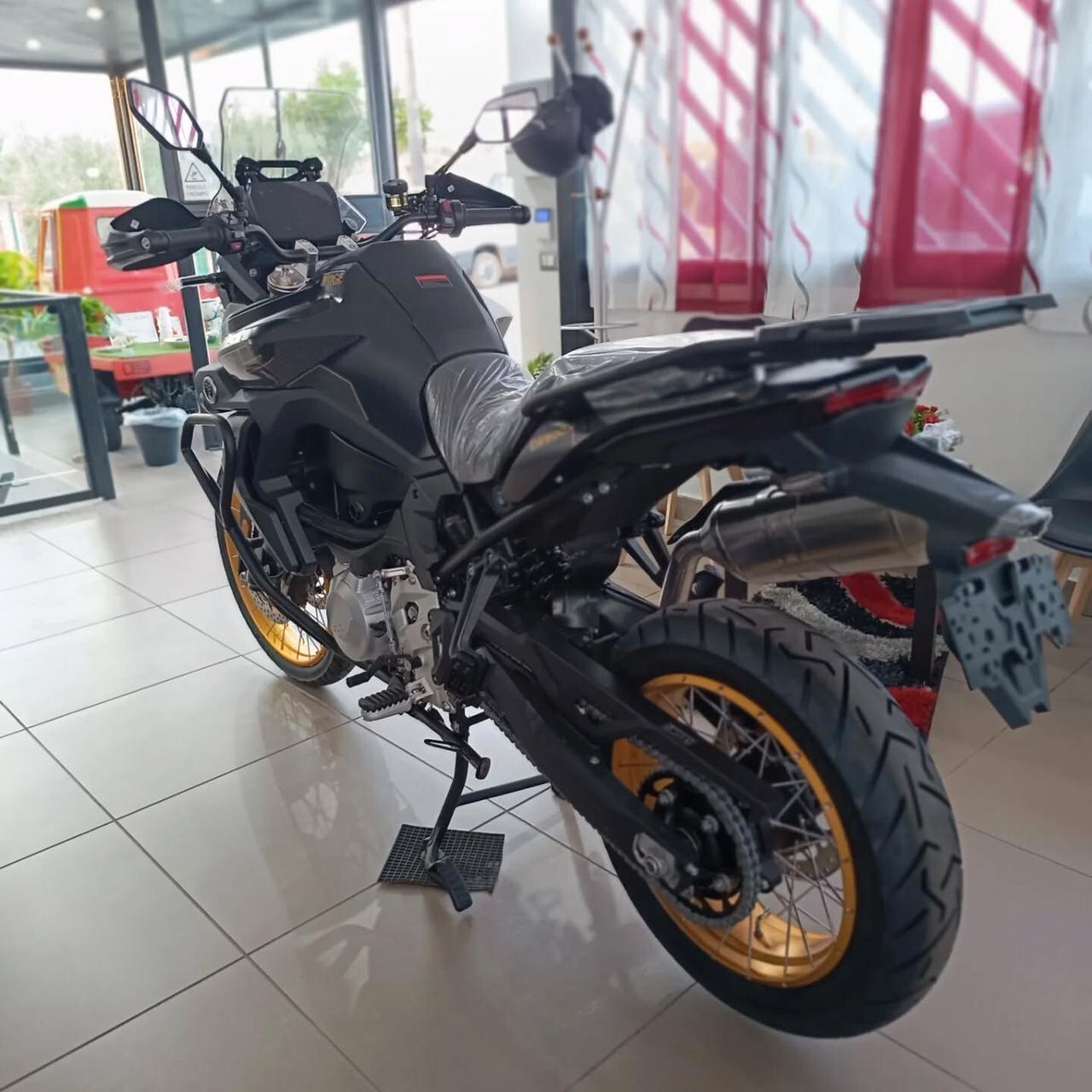 Voge Valico 900 Black Knight PRONTA CONSEGNA!!