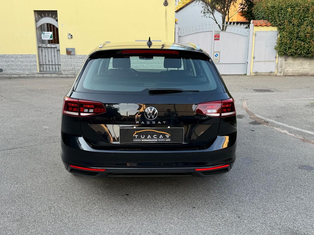 Volkswagen Passat 2.0 TDI Business #50324