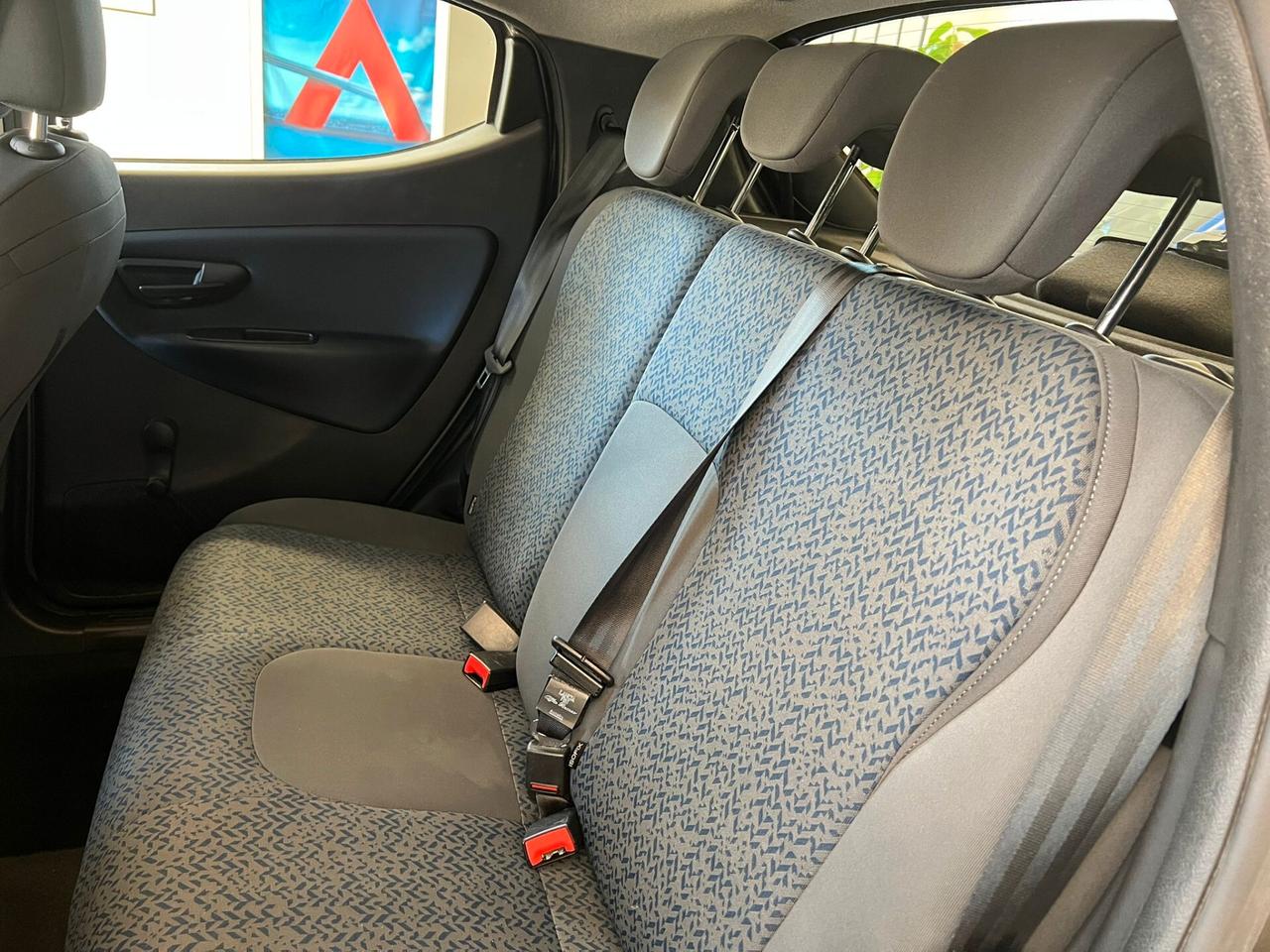 Lancia Ypsilon 1.0 FireFly 5 porte S&S Hybrid Ecochic Gold