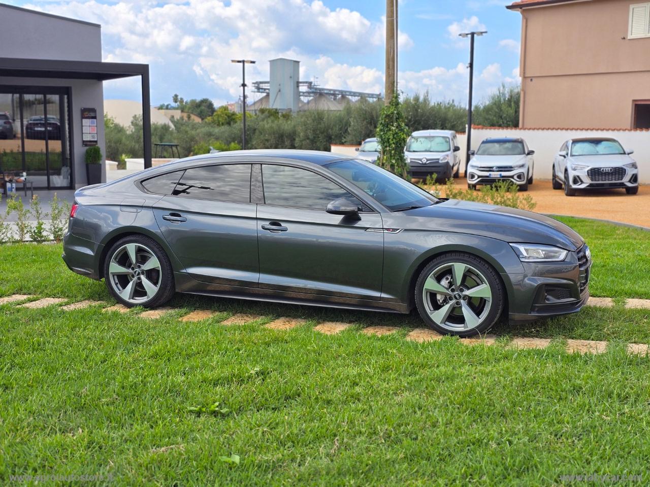 AUDI A5 40 TDI S tr. S line edition