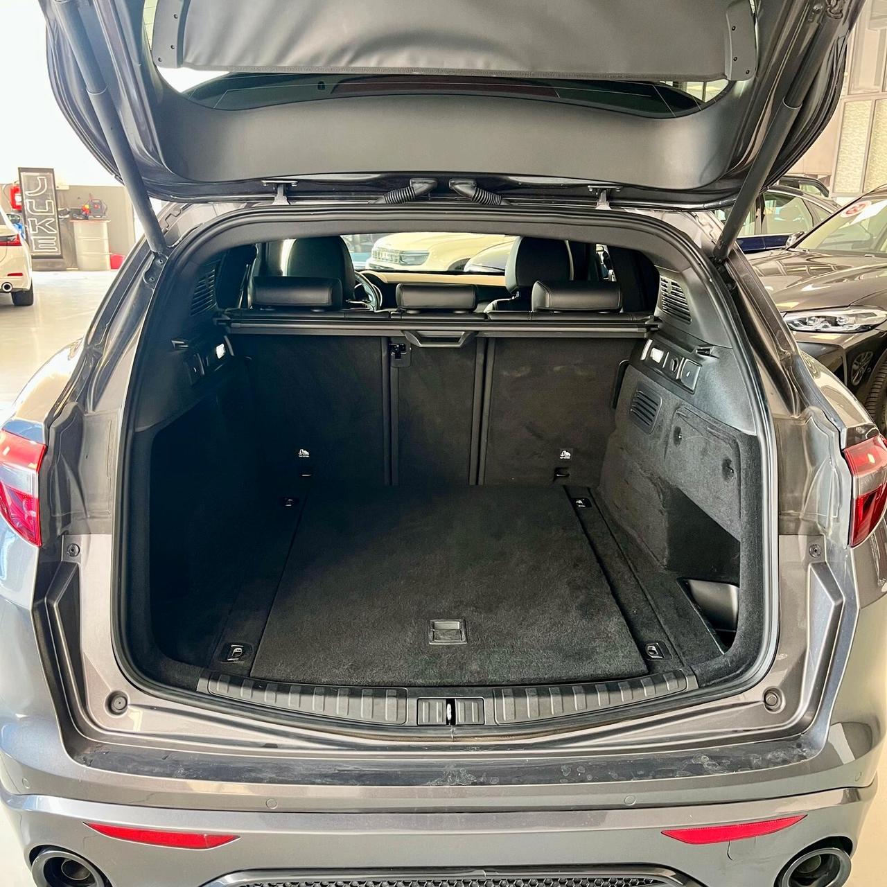 Alfa Romeo Stelvio 2.2 Turbodiesel 210 CV AT8 Q4 Veloce Tì