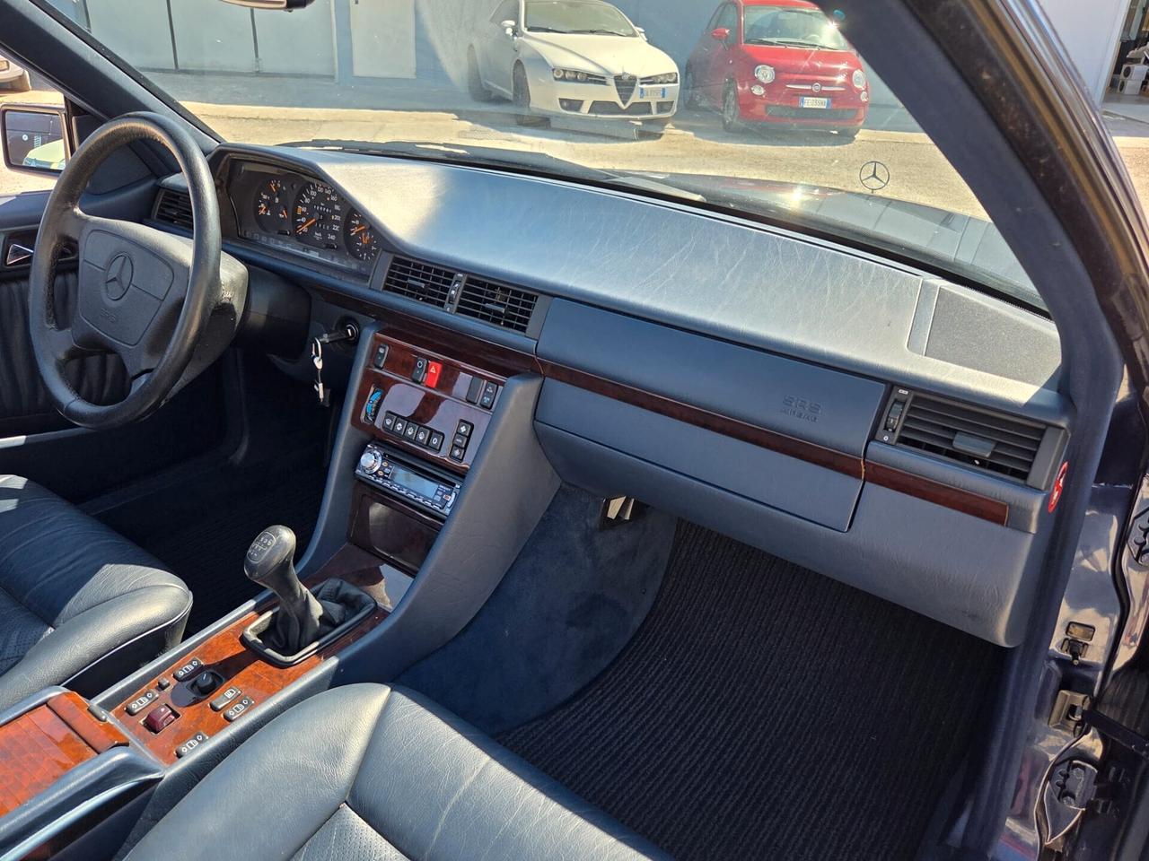 Mercedes-benz E 200 16V CABRIO A124