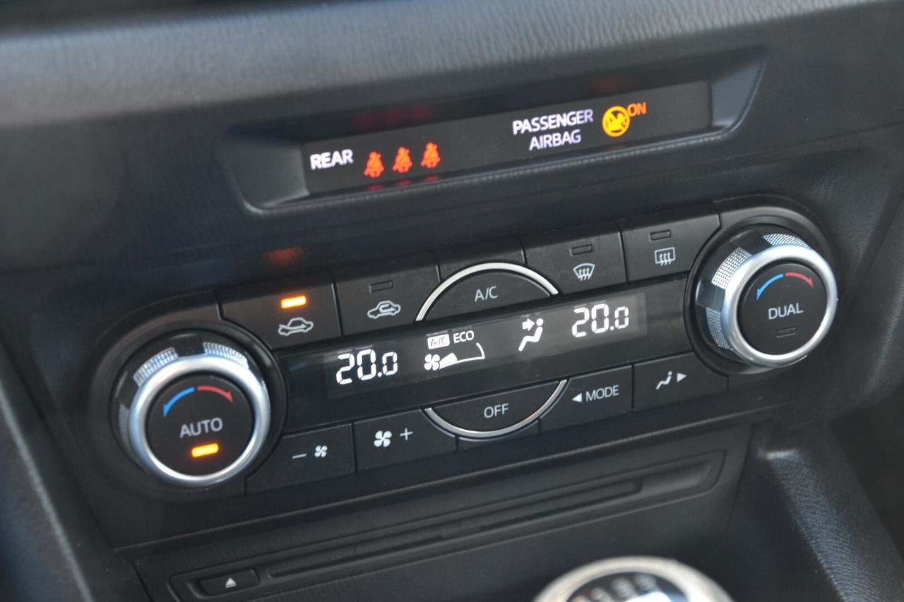 Mazda 3 Mazda3 2.2 Skyactiv-D Exceed