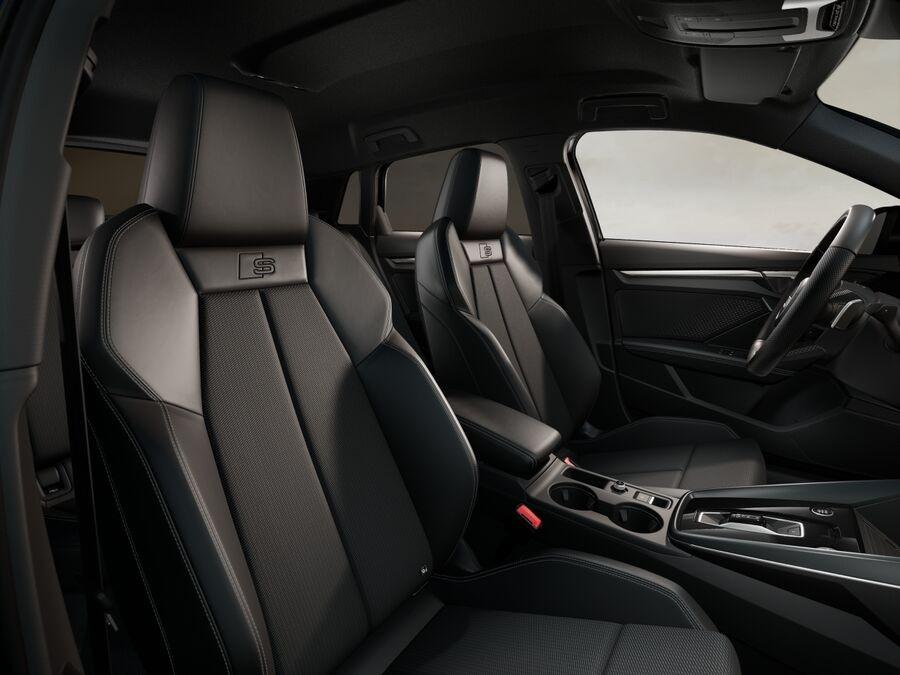 AUDI Audi A3 allstreet Identity Contrast TDI 110 kW S tronic