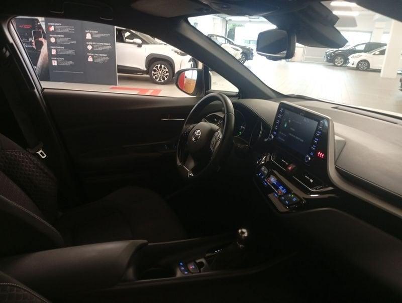 Toyota C-HR C-HR 1.8 Hybrid E-CVT Active