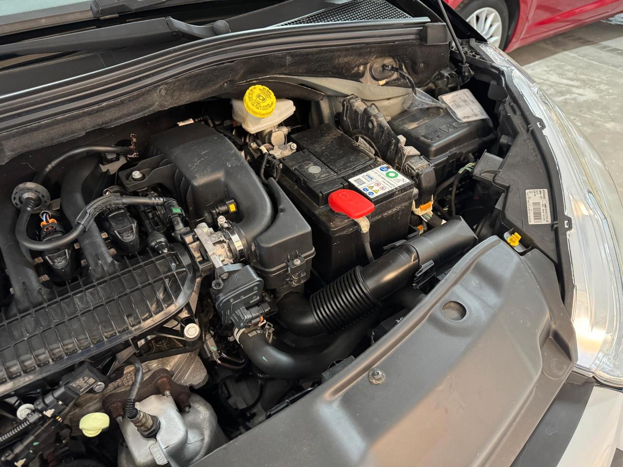 Peugeot 208 1.0 Like Neopatentati – Km Certificati – Garanzia 12 Mesi