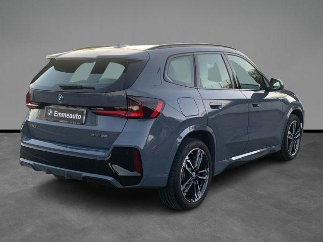 BMW iX1 eDrive 20 xLine