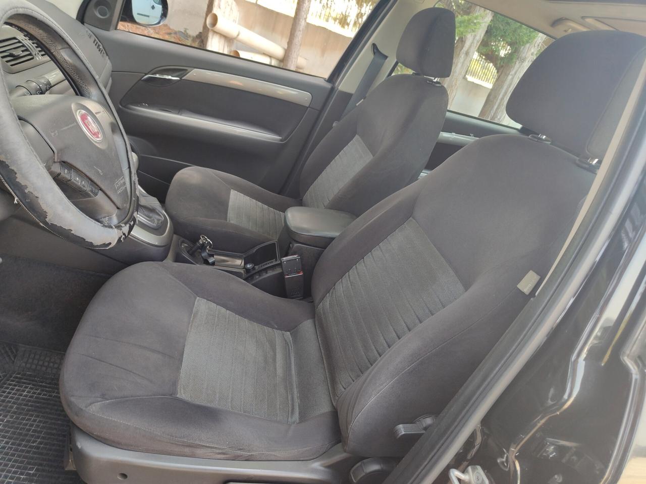 Fiat Croma 1.9 Multijet Emotion
