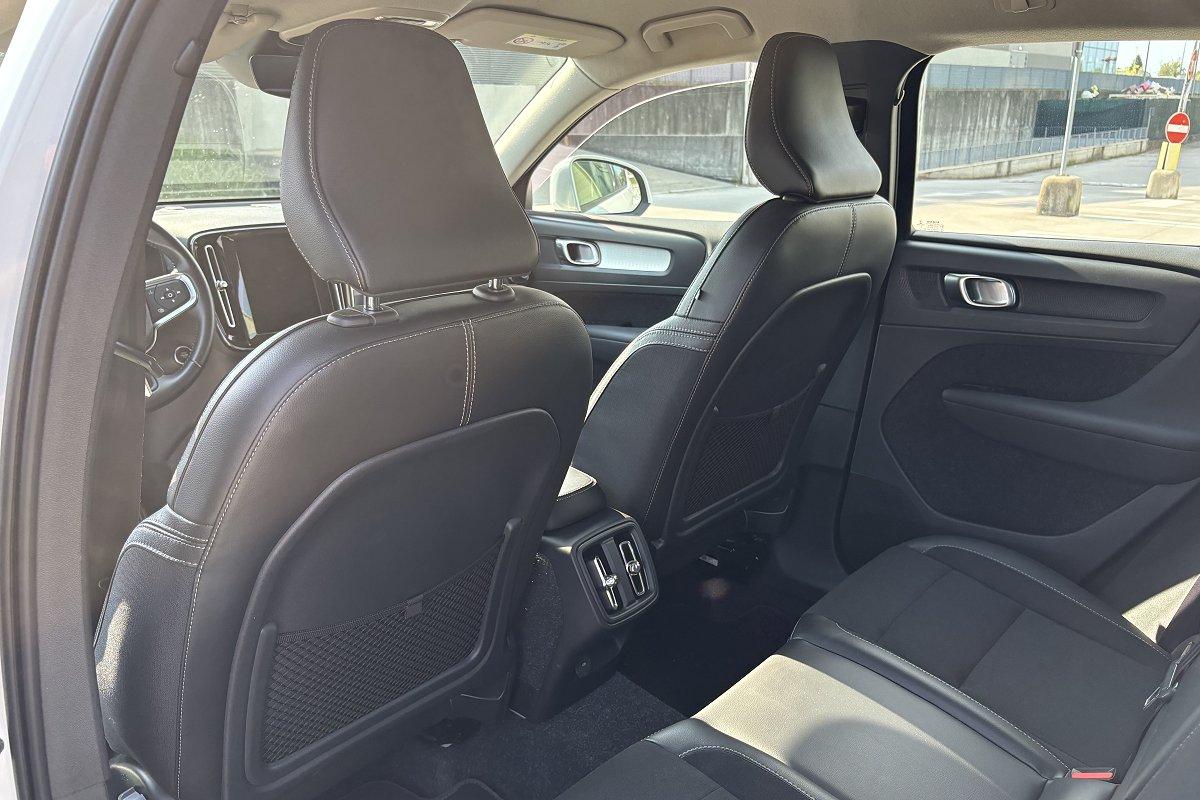 VOLVO XC40 D3 Business Plus