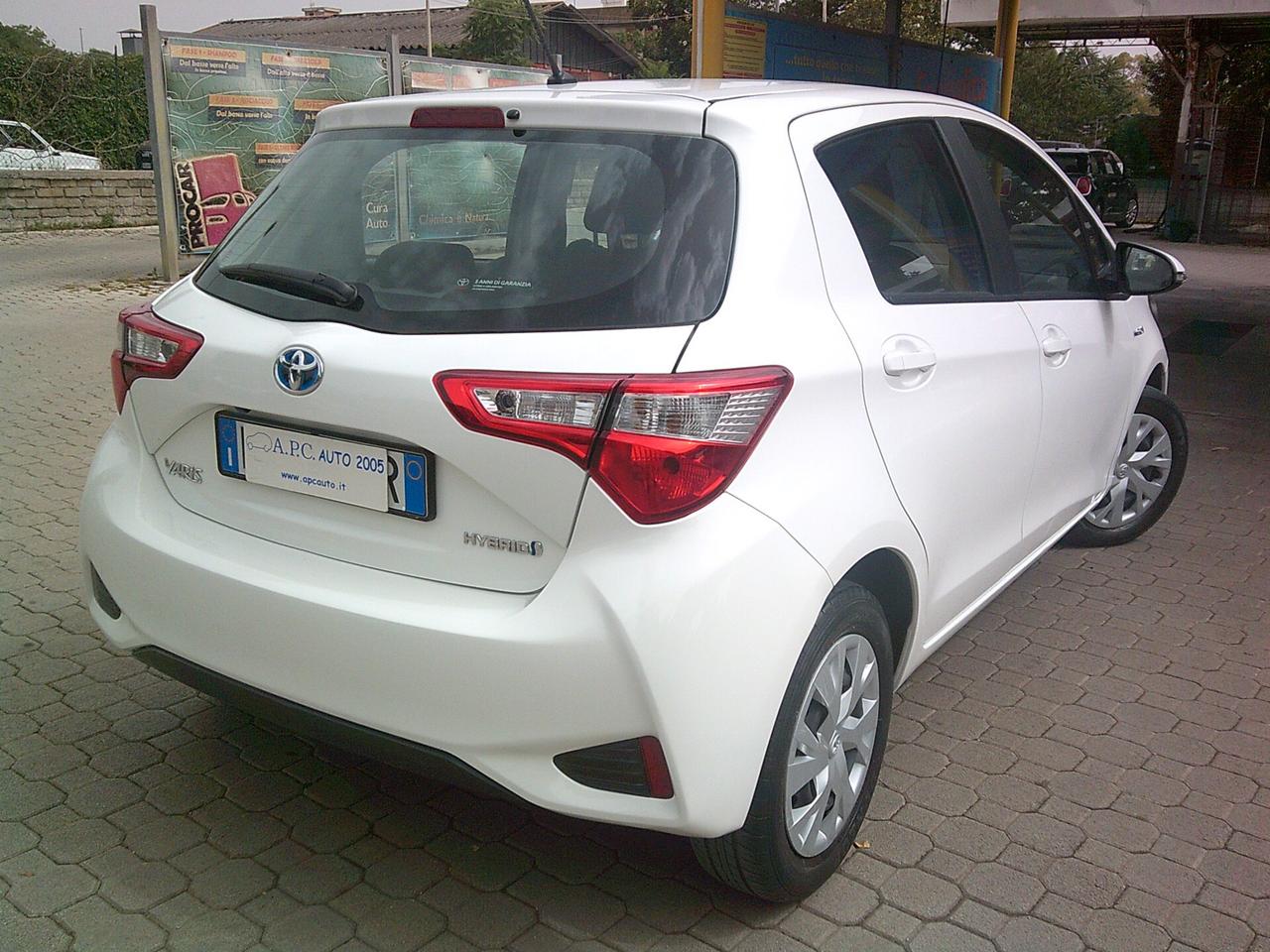 Toyota Yaris 1.5 Hybrid 5 porte Business*PREZZO REALE*