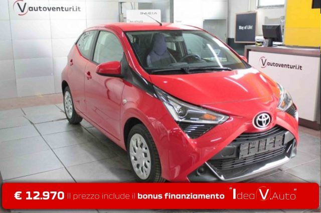 TOYOTA Aygo 1000 VVT-I X-BUSINESS 72 CV 5P