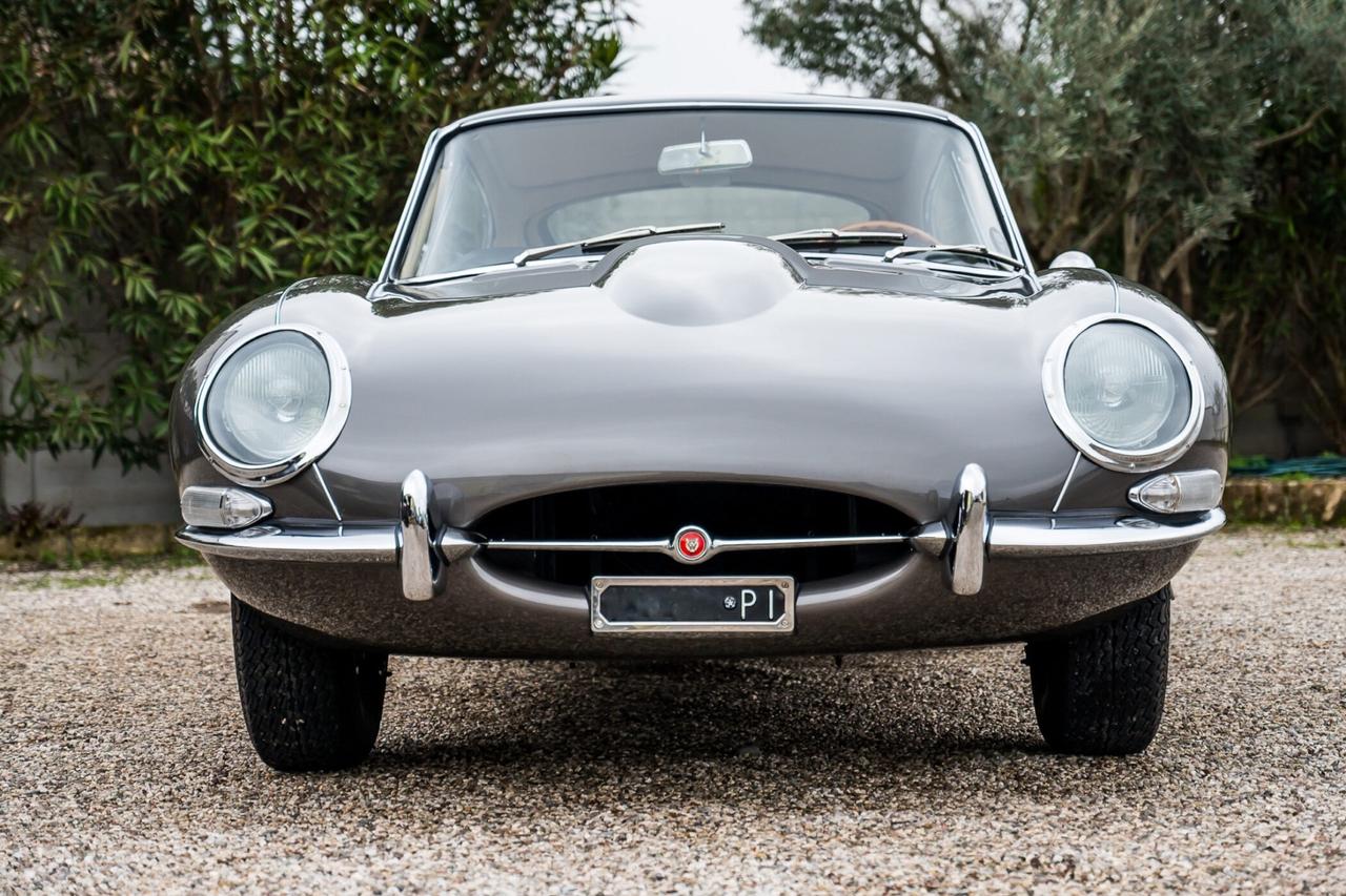 Jaguar E-Type 3.8 FHC 1 Serie