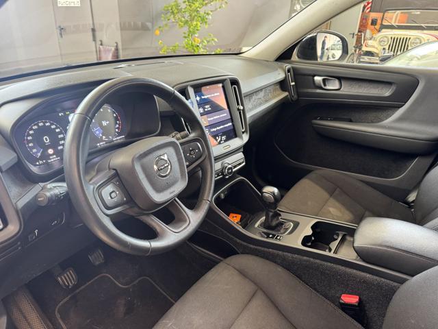 VOLVO XC40 T2 Essential