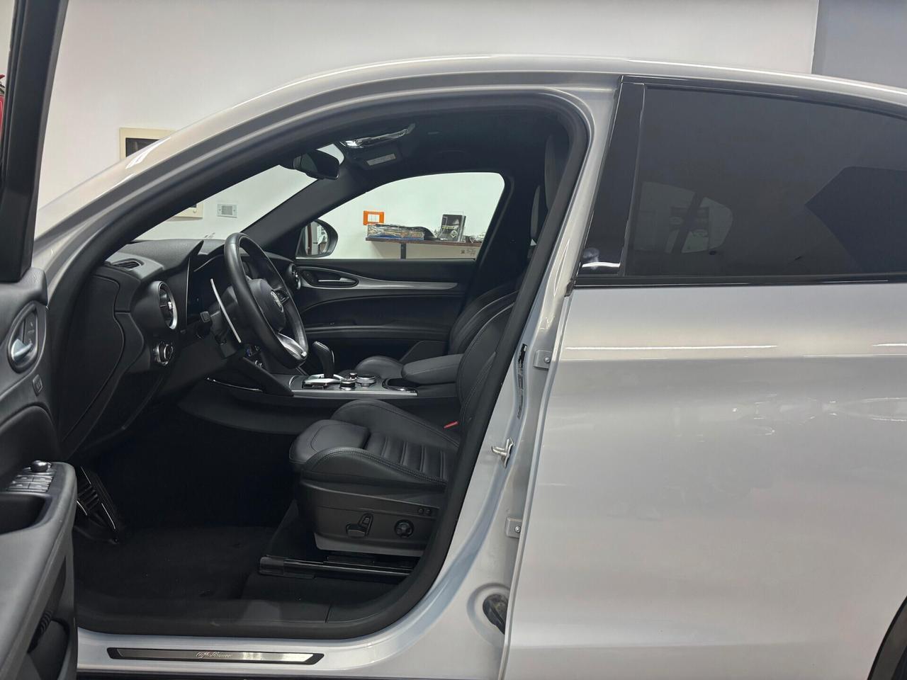 Alfa Romeo Stelvio 2.2 Turbodiesel 210 CV Veloce AT8 Q4 My24