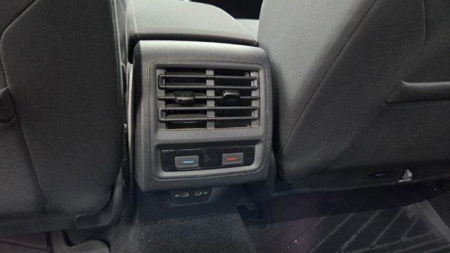 VOLKSWAGEN Golf 1.5 TGI DSG Style PERMUTE UNICOPR. OK NEOPAT.