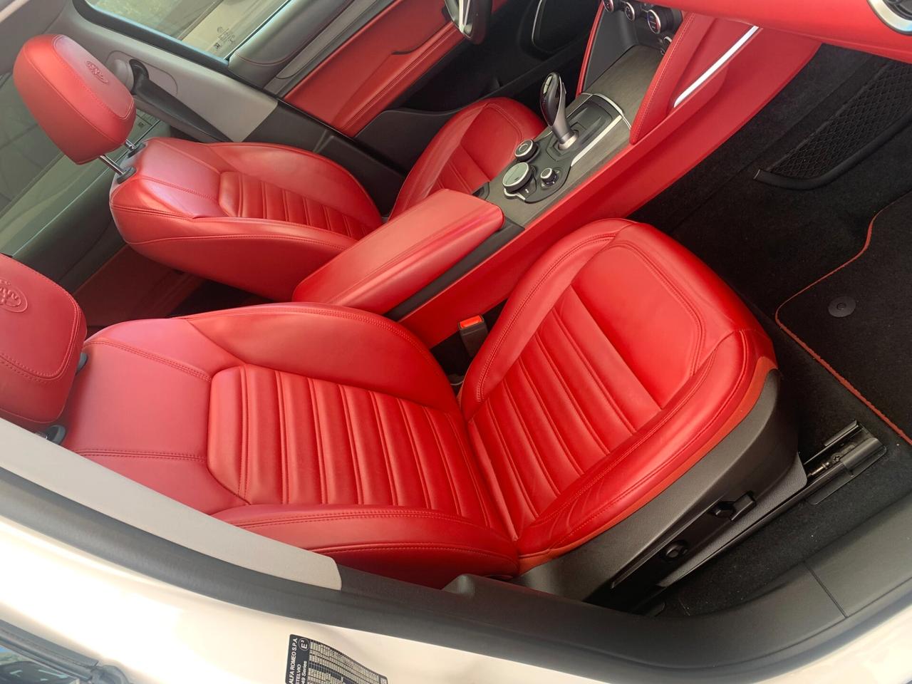 Alfa Romeo Stelvio 210 CV Q4 full tetto uniprò