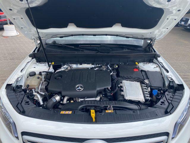 MERCEDES-BENZ GLB 180 d Automatic Sport