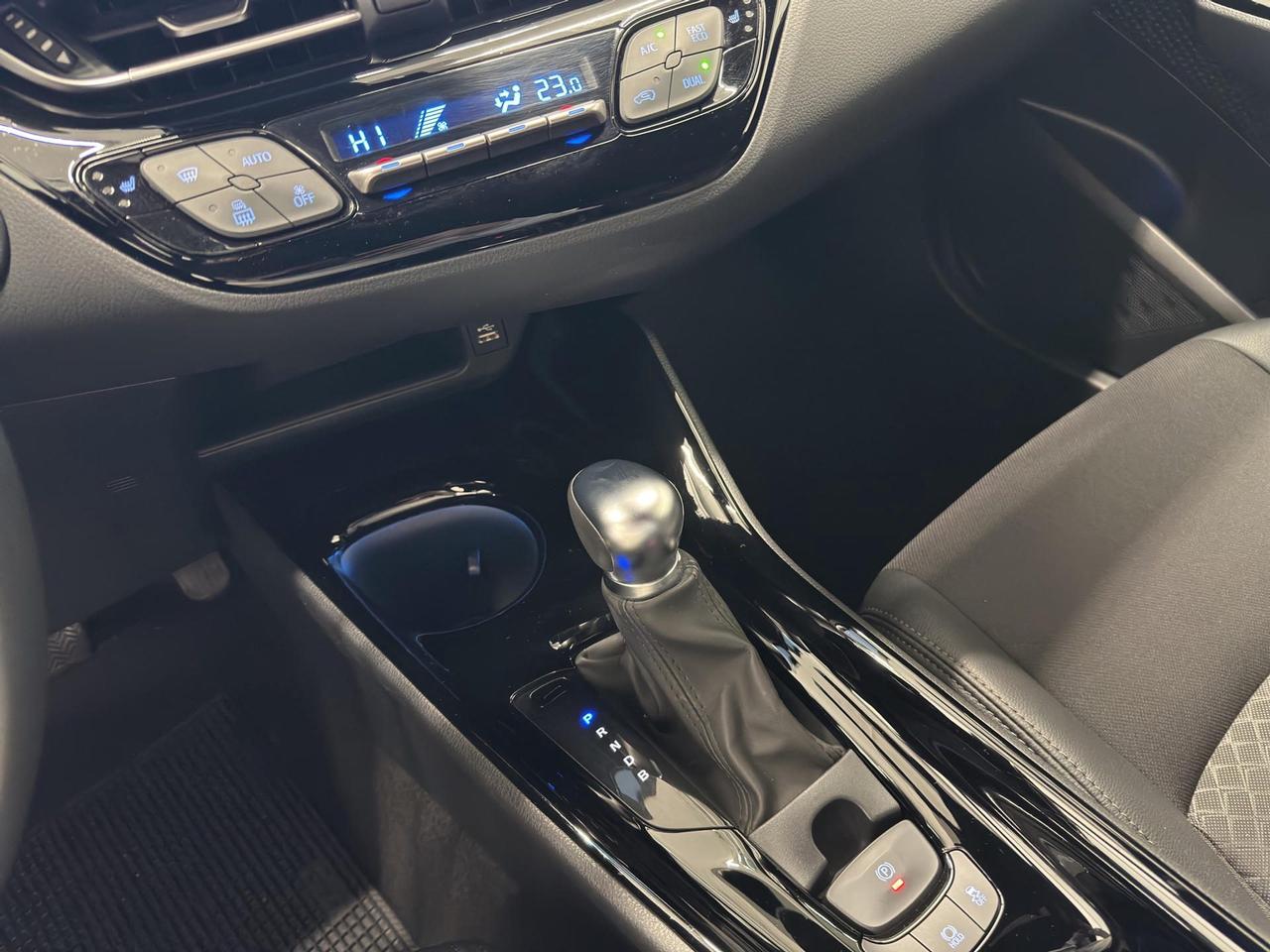 Toyota C-HR 1.8h Trend e-cvt