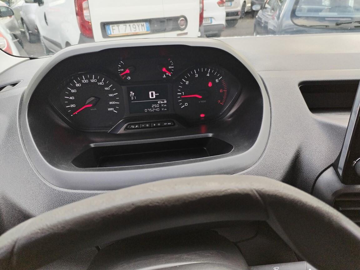Peugeot Partner HDi 75 van 3 p prezzo iva 75000km
