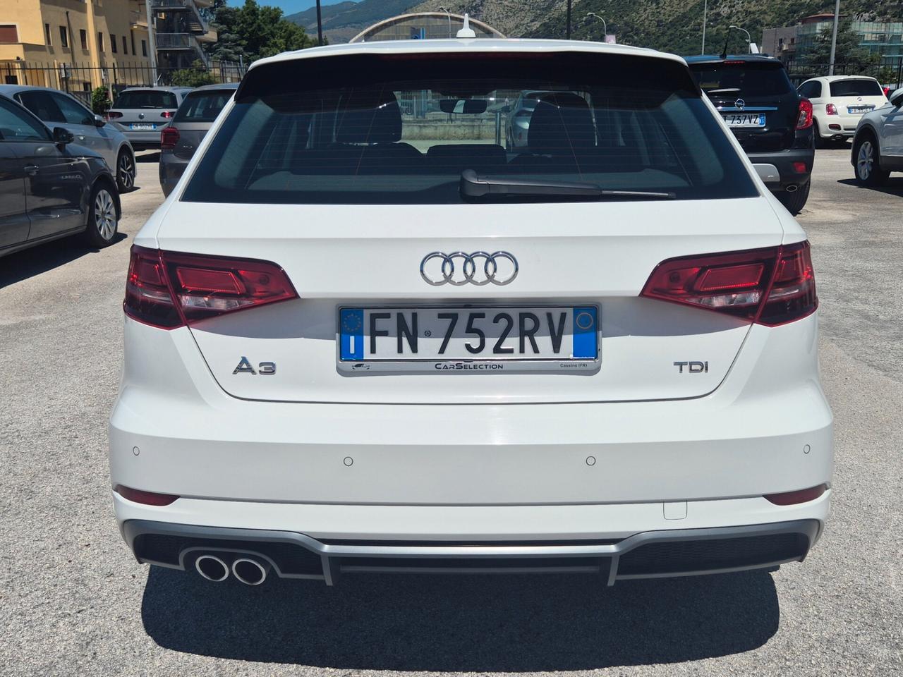 Audi A3 SPB 2.0 TDI S tronic S-LINE