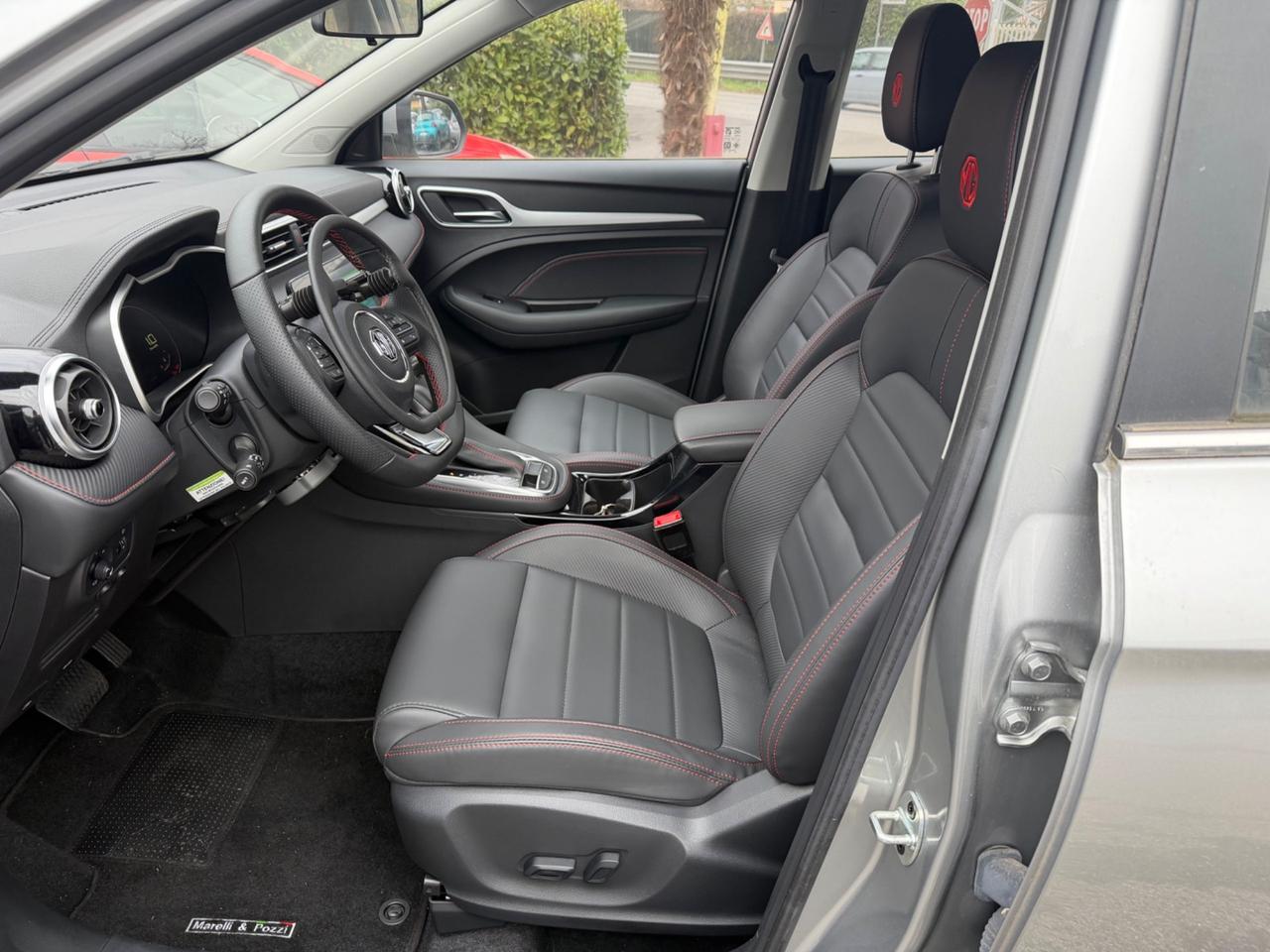 Mg ZS 1.0T-GDI aut. Luxury 100 KM !!! Guida disabili