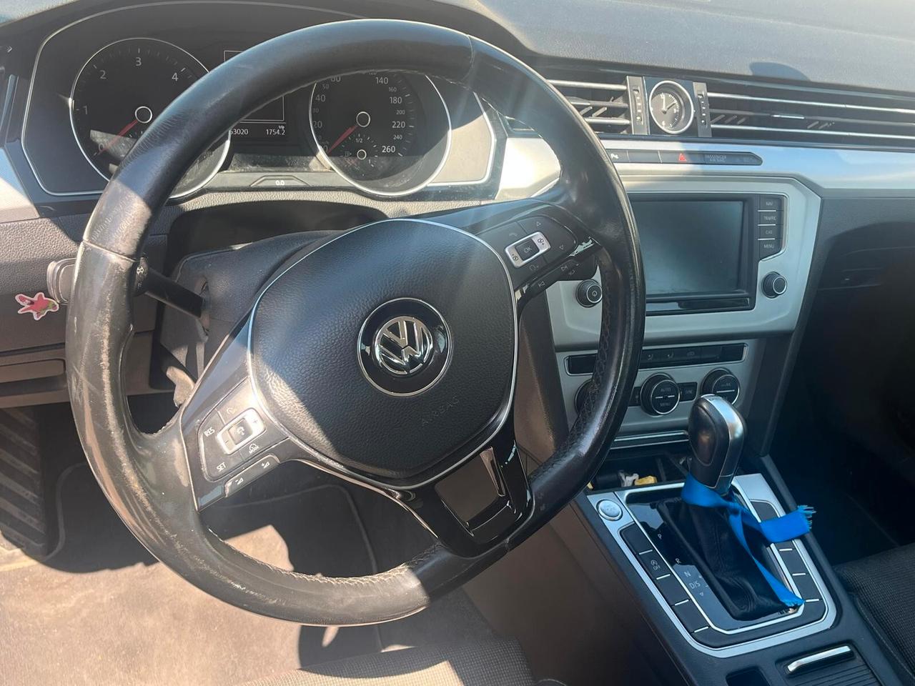 Volkswagen Passat 2.0 TDI DSG Comfortline BlueMotion Technology