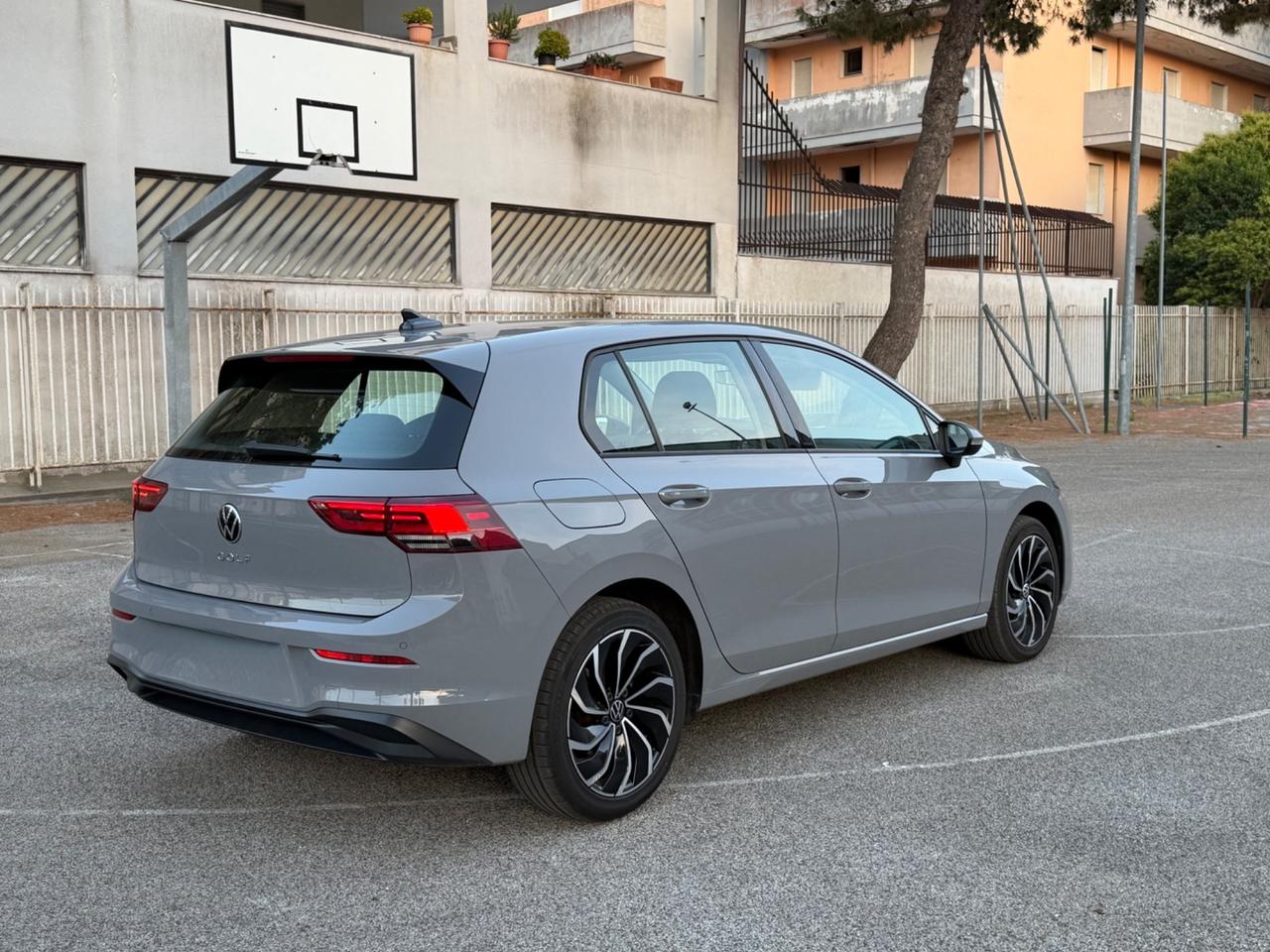 Volkswagen Golf 2.0 TDI 1st Edition Life