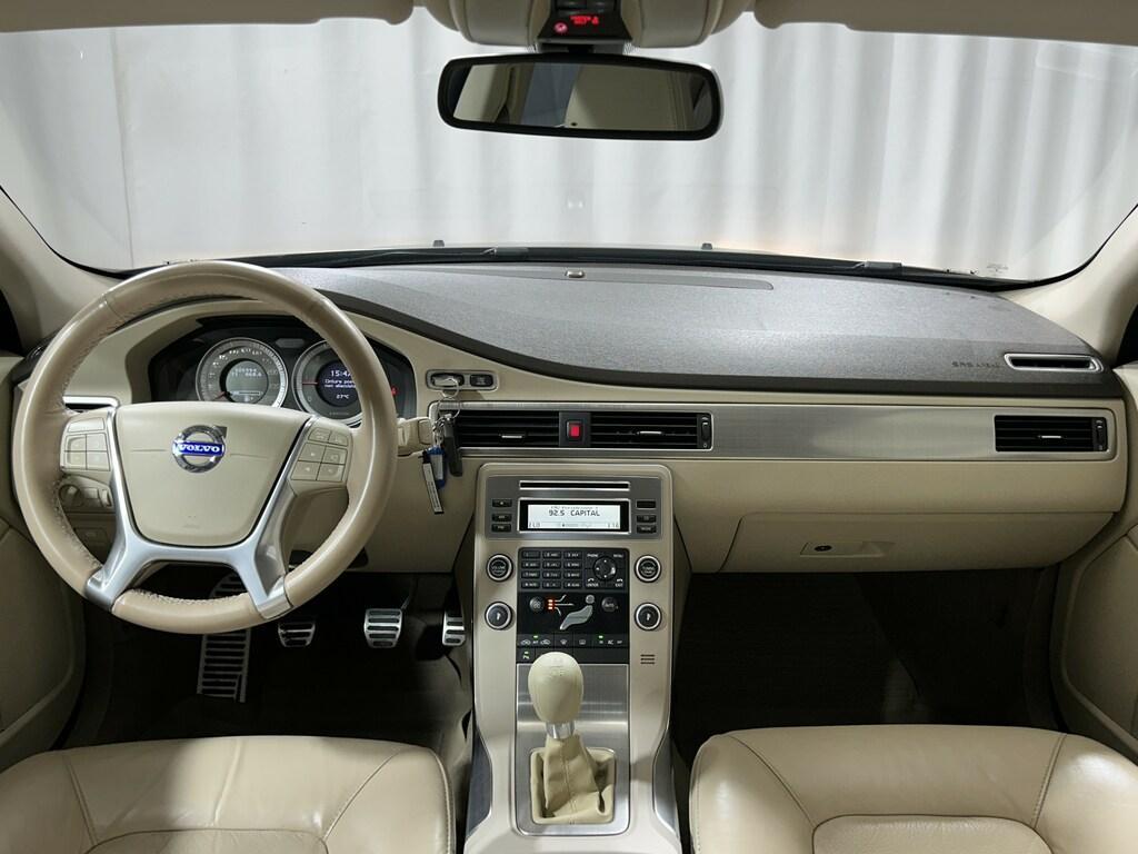 Volvo XC70 2.4 D4 ved (d3) Momentum awd