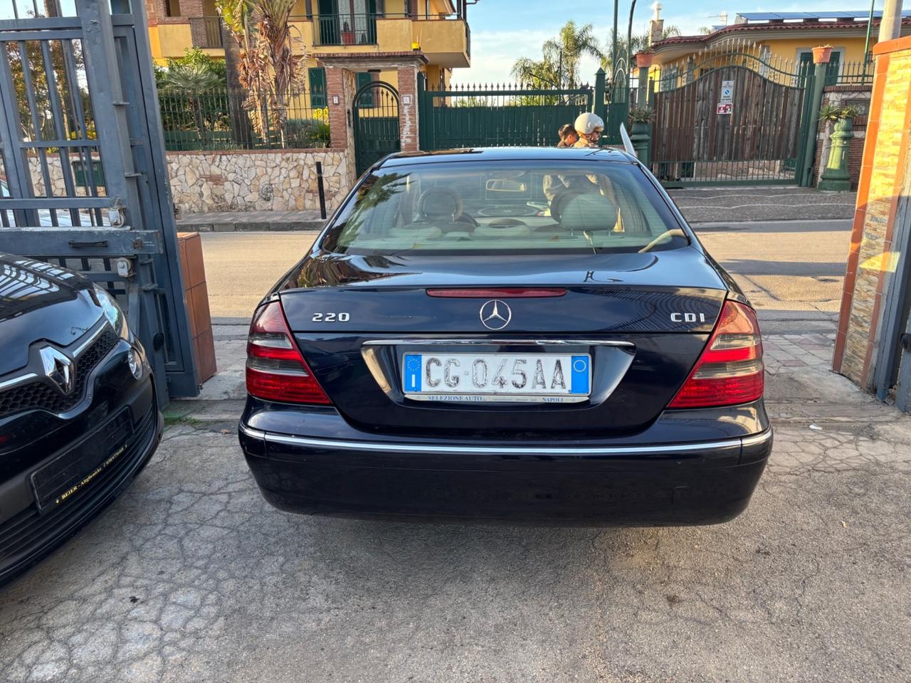 Mercedes-benz E 220 200 CDI cat Classic