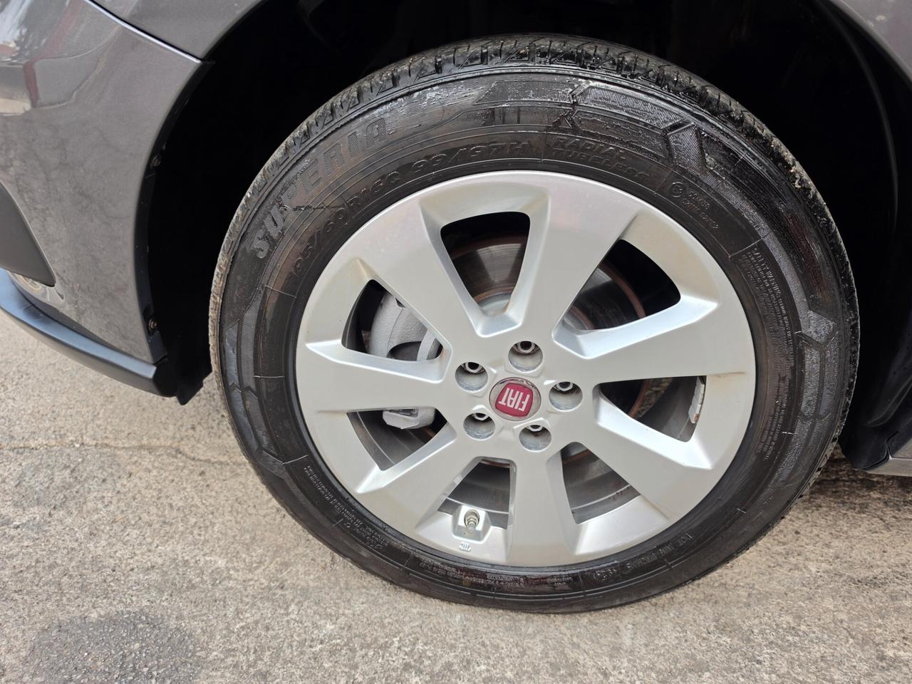 Fiat Dobló 1,6 diesel 05/2015 Cv105