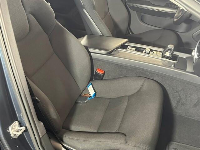 Volvo V60 B4 (d) Geartronic Momentum Business