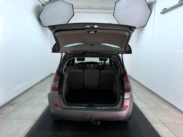 RENAULT Scenic 1.9 dCi Luxe Privilège 120cv