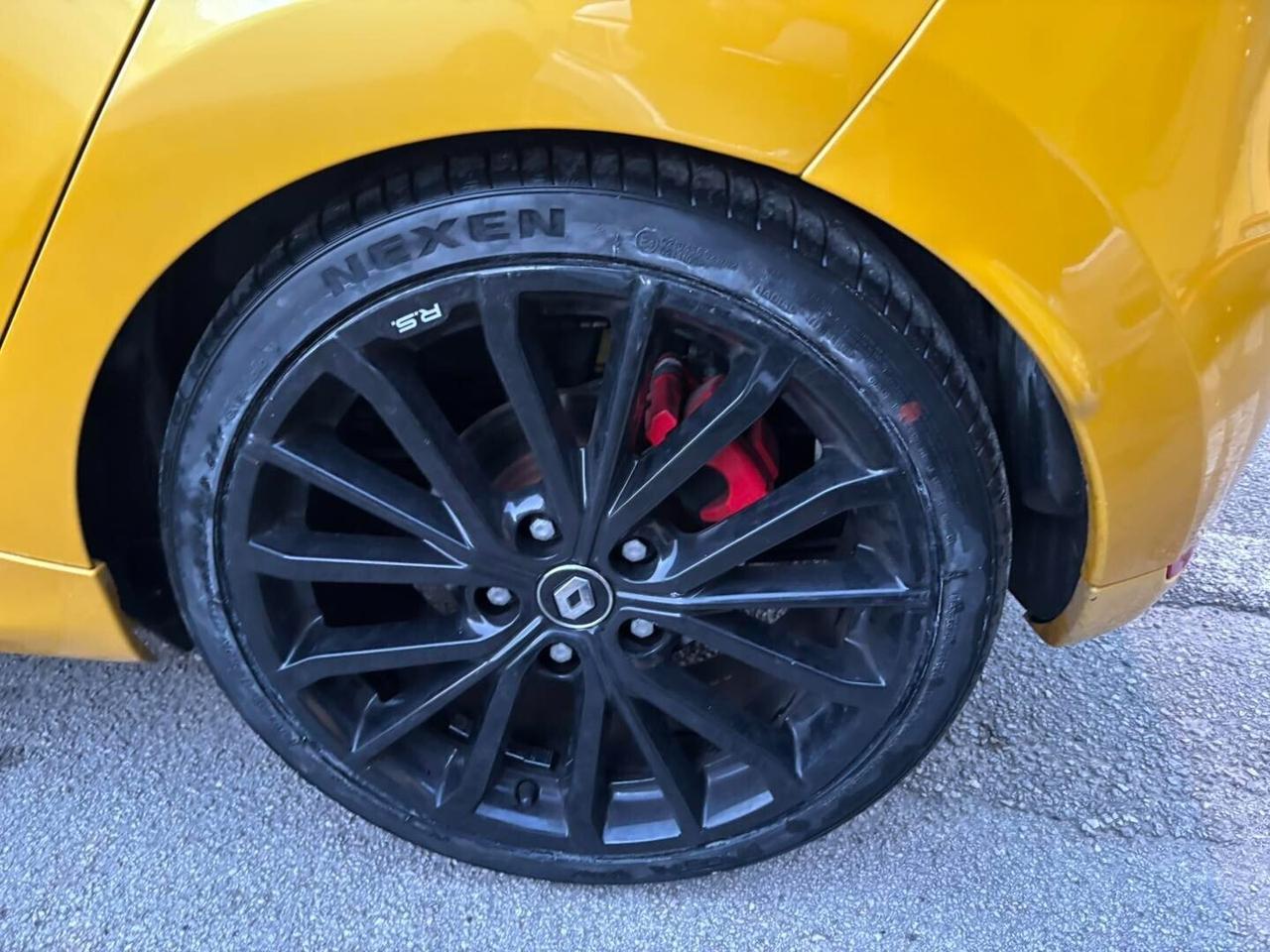 Renault Clio TCe 220CV EDC 5 porte Energy R.S. Tro