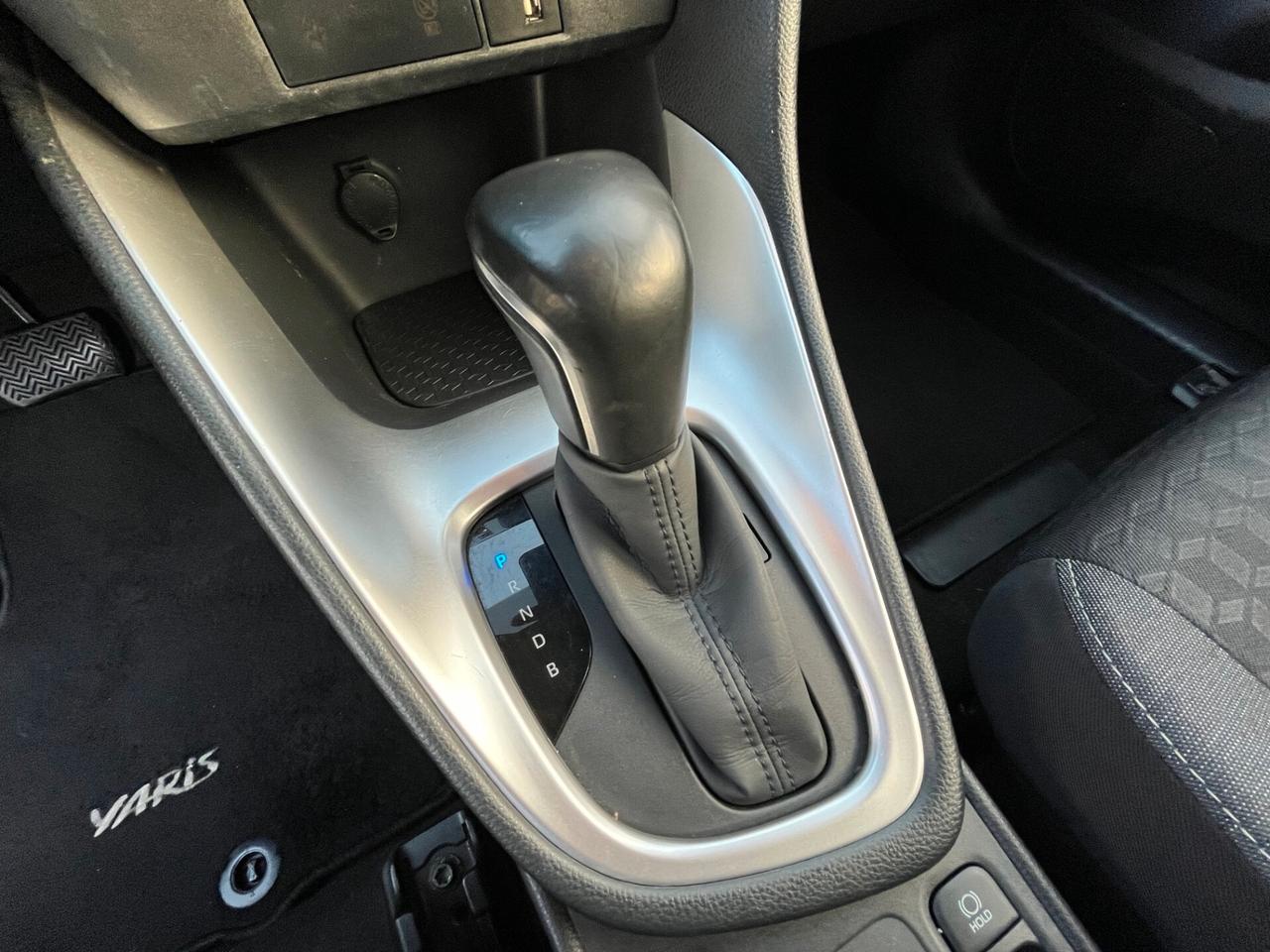 Toyota Yaris 1.5 Hybrid 5 porte Active