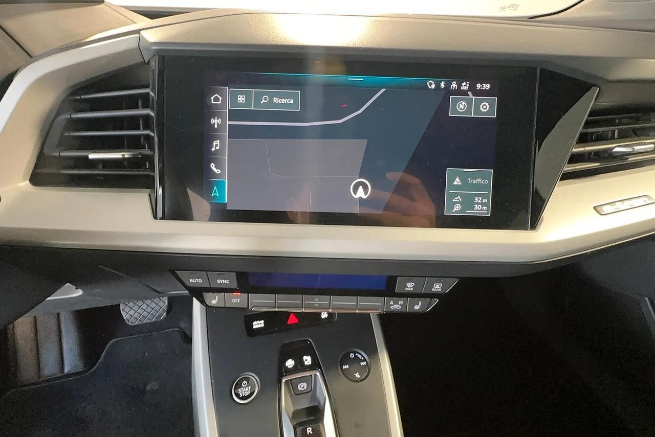 Audi Q4 40 e-tron Business Advanced