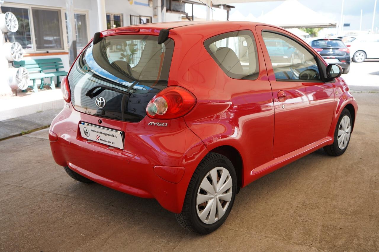 Toyota Aygo 1.0 12V VVT-i 3 porte Sol