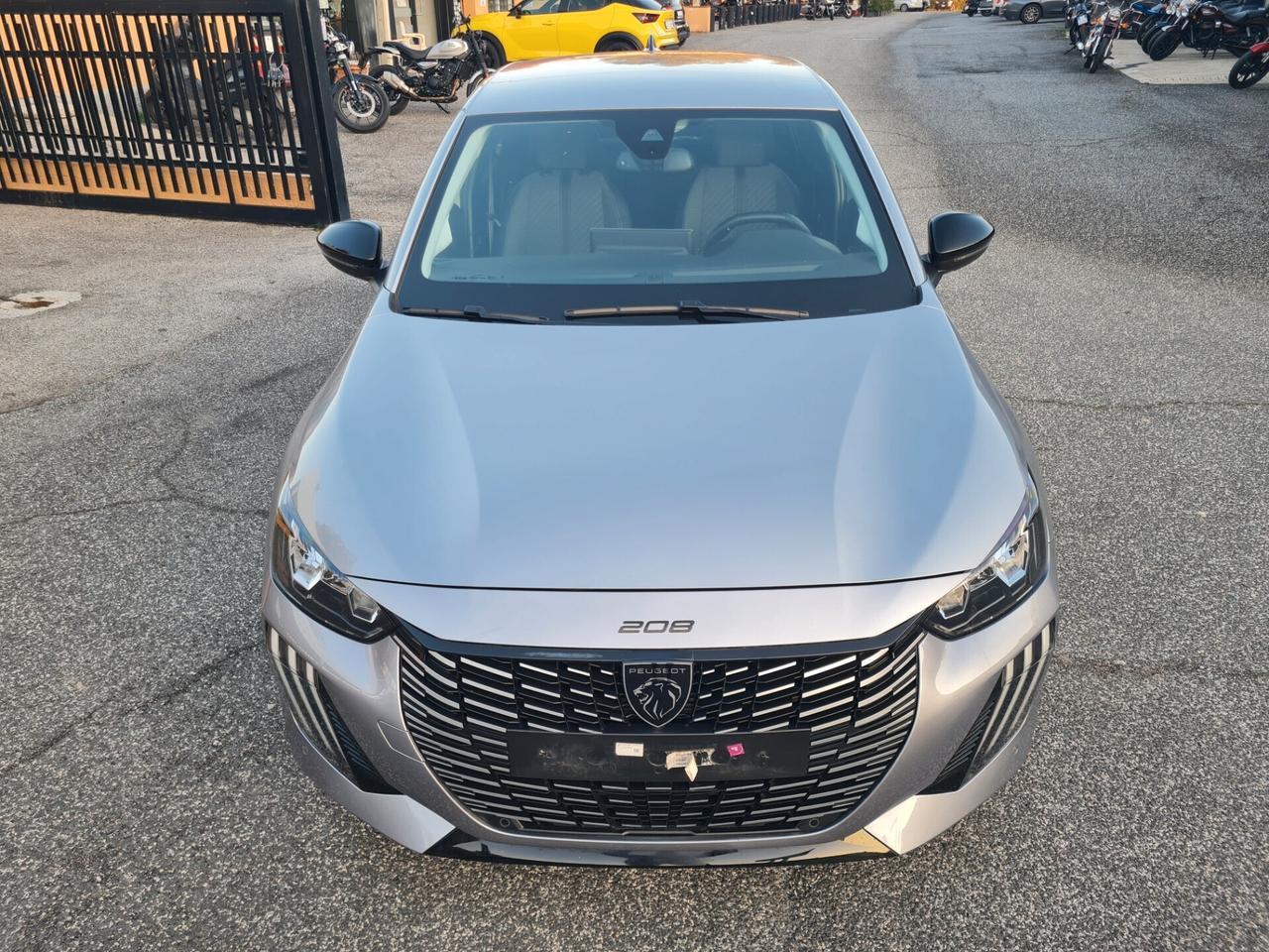 Peugeot 208 1.2 5 porte Allure*NAVIGATORE*CAMERA*PDC*