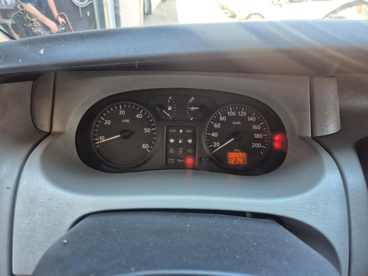 Renault Trafic T29 1.9 dCi 80CV PL